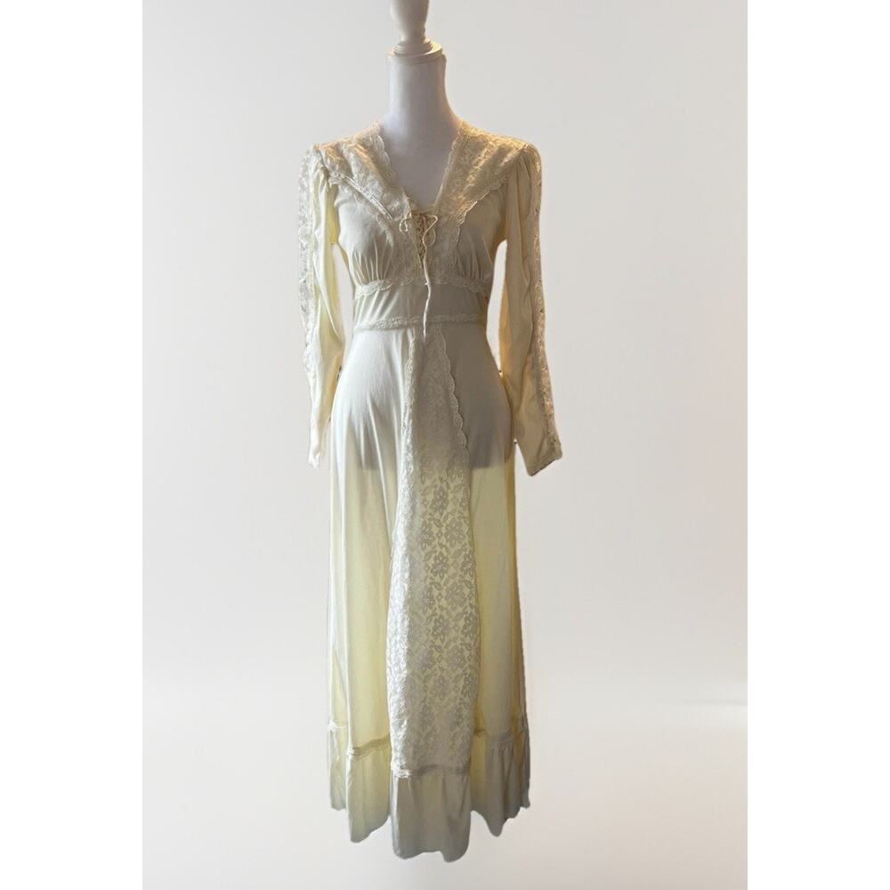 1970s Cream Prairie  Style Wedding Dress